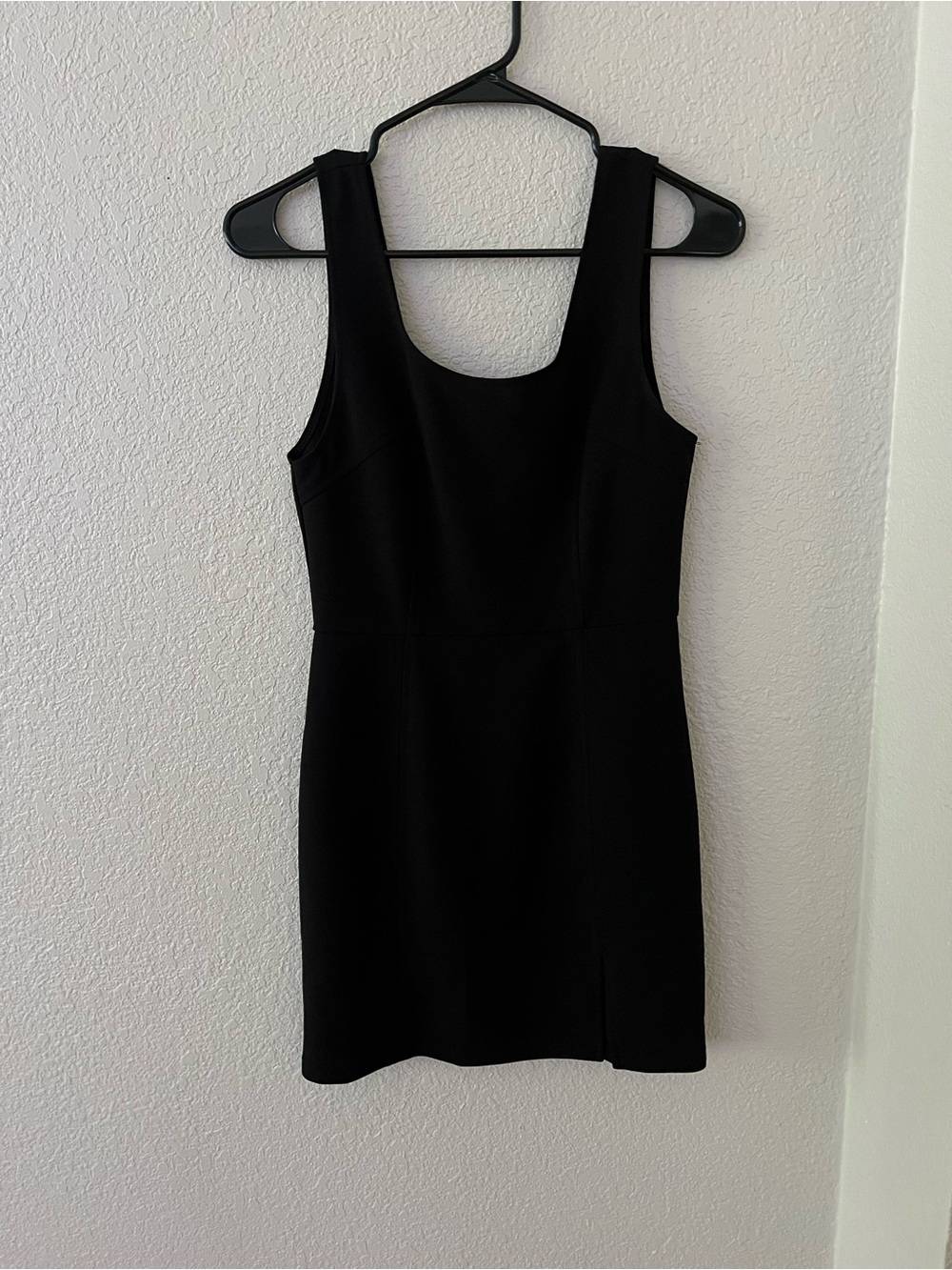 Sleek Black Mini Dress with Scoop Neck - Magnolia Boutique Small